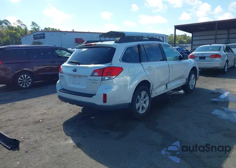 2014 Subaru Outback 2.5I Premium z USA, uszkodzony, nr VIN 4S4BRBCC8E3205129